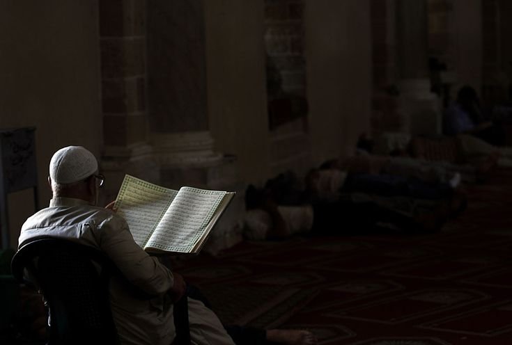 PANDAI MELIHAT SISI KURANGNYA