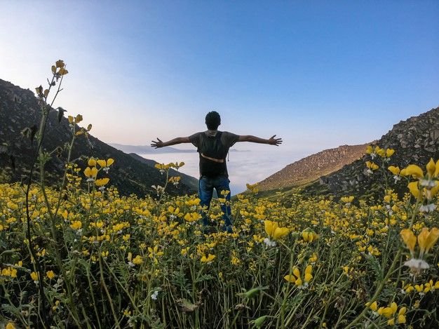 MENAMPAKKAN BEKAS NIKMAT ALLOH
