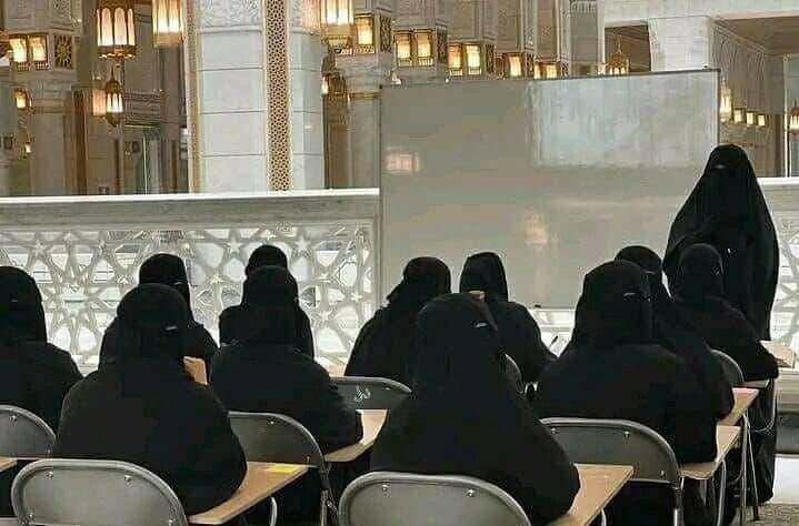 SEKOLAH DULU YANG SABAR