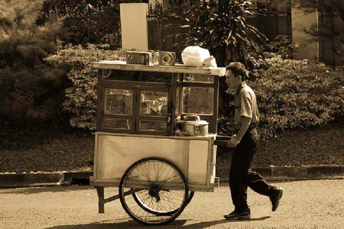 NAFKAH DAN LAKI-LAKI