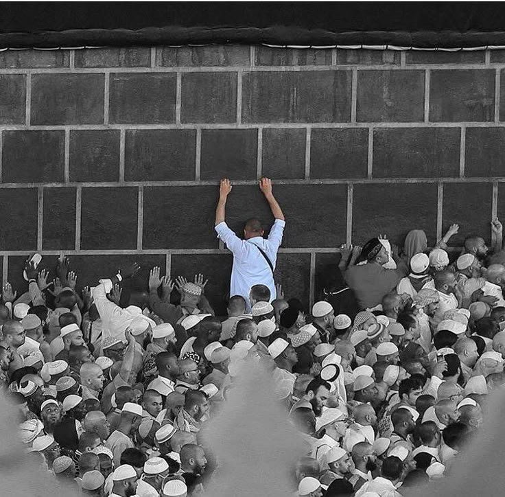 ALLOH SEBAIK-BAIK PEMBERI BALASAN