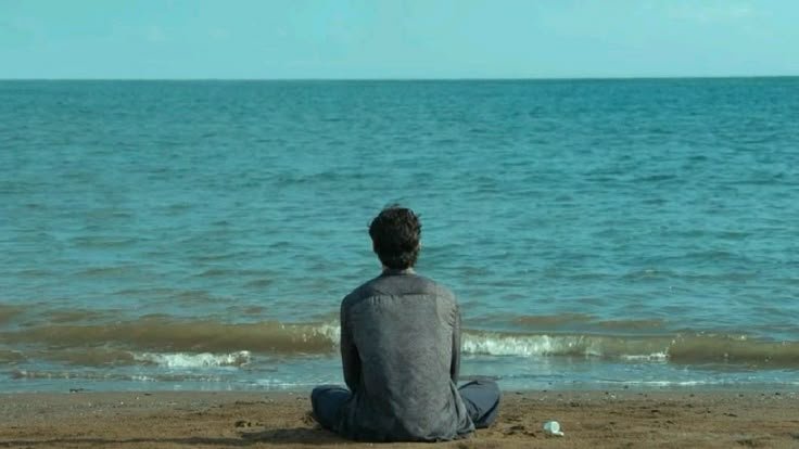 PELAJARAN BERULANG TENTANG CINTA DAN BENCI